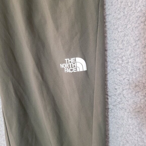 The North Face Green camp fleece jogger sweatpants  with pockets Size 10-12 - Picture 2 of 8